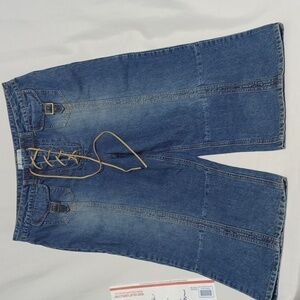 ADRIANA SPORT JEANS SIZE 16 IN A BEAUTIFUL BLUE DEMIN FADED COTTON 💙 😍